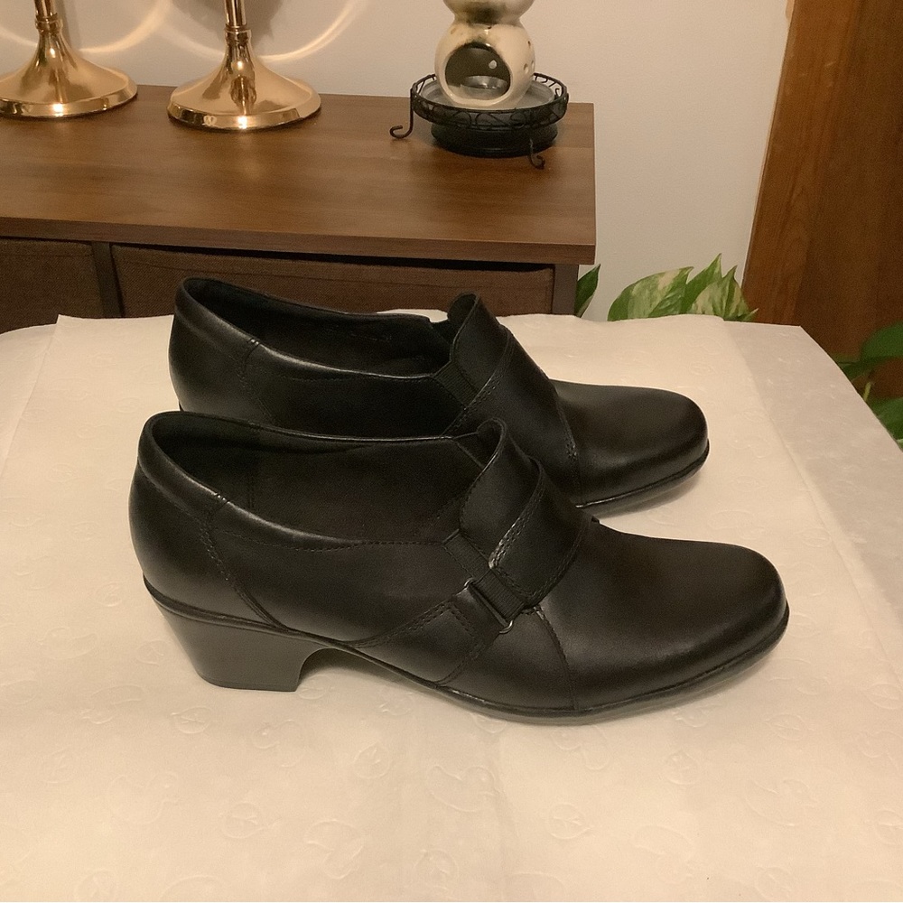 Black Clarks loafers - Picture 3 of 10